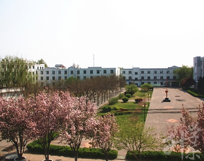 天津市劳动经济学校