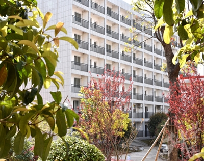 大连铁路卫生学校