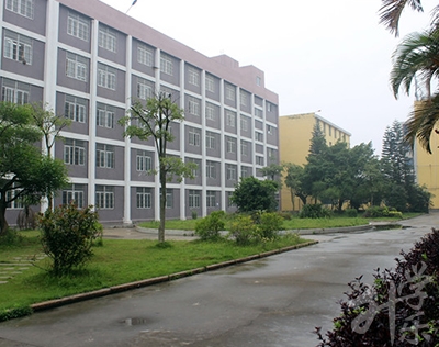 莆田海峡职业中专学校