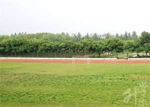 岳阳县第二职业中学